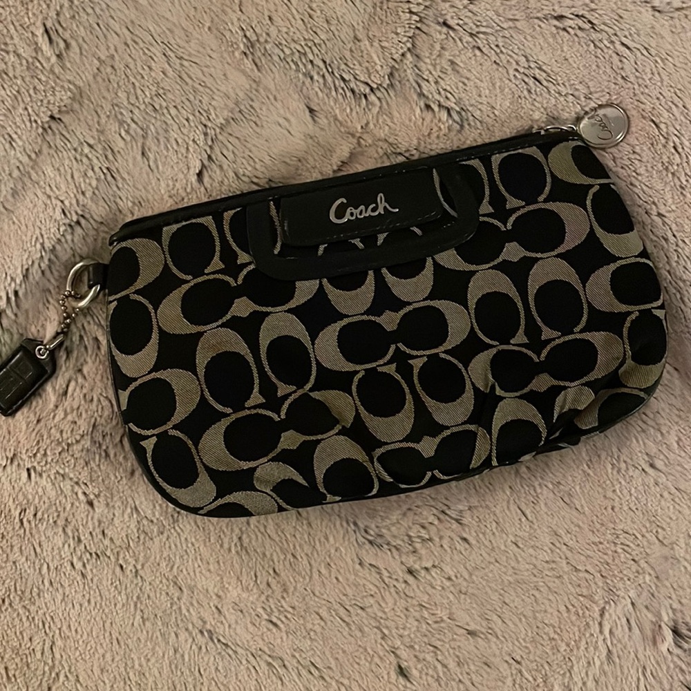 Coach wallet/wristlet ❣️